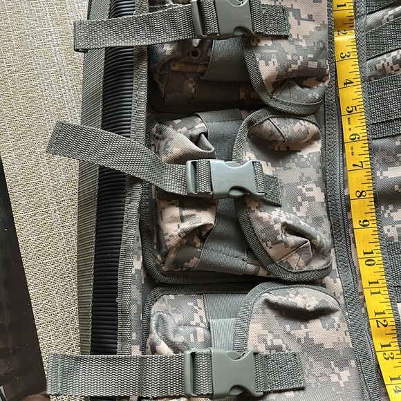 Military computer/travel bag - Picture 9 of 12